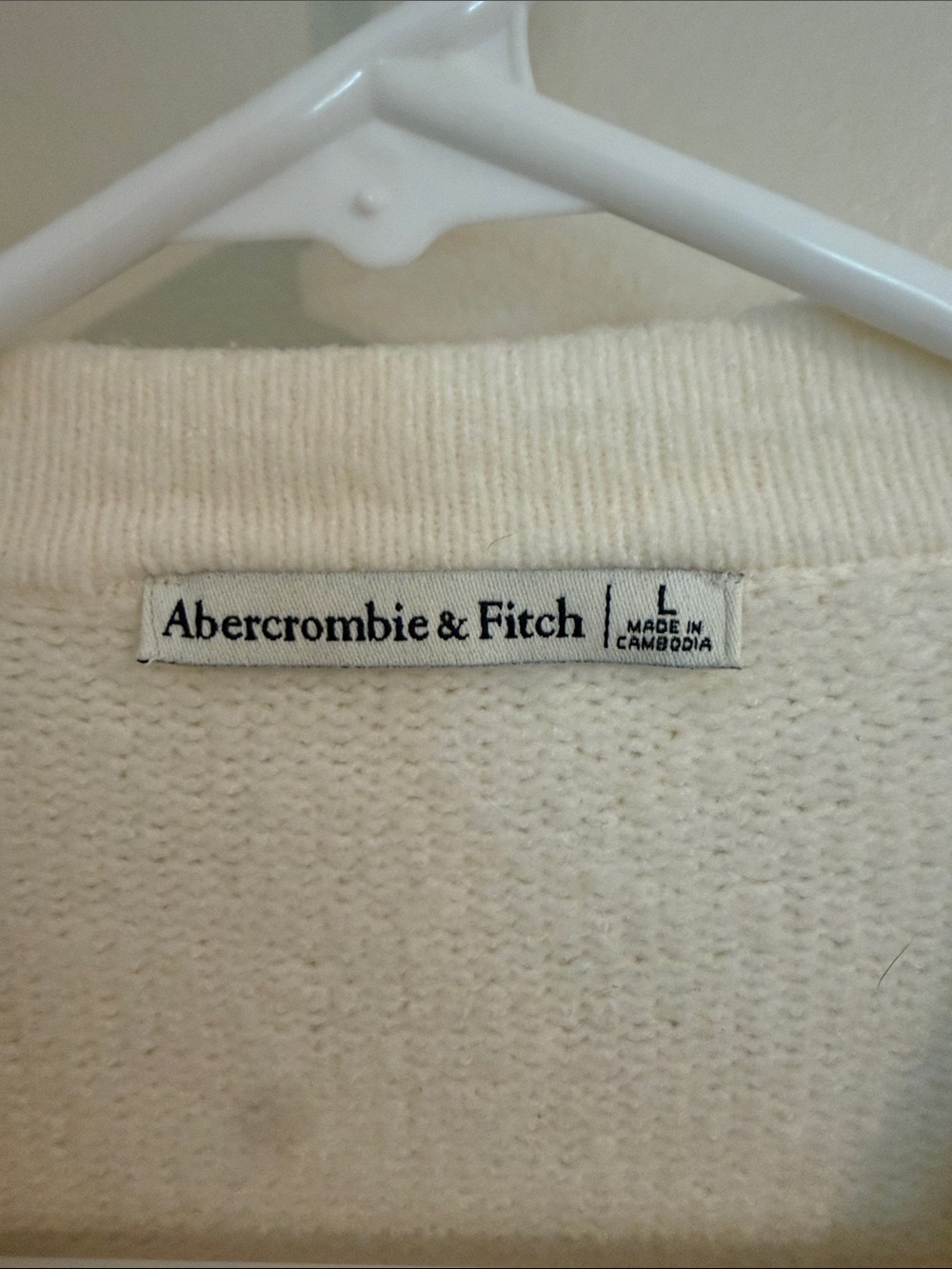 Abercrombie & Fitch Cream Button-Front Ribbed Cardigan - Picture 2 of 4